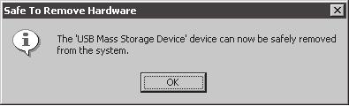 2 Pripravite se na odklop kabla USB. Windows 1) V opravilni vrstici kliknite ikono»unplug or Eject Hardware«(Odklopi ali odstrani strojno opremo). 2) Kliknite na pojavno sporočilo.
