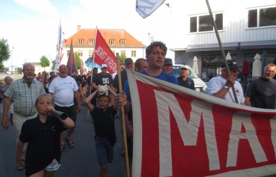 Kragerø - afslutning på Nordisk Sejlads Crew parade, præmie