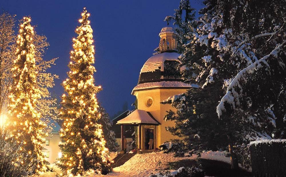 Kapellet til minde om den første opførelse af verdens nok mest berømte julesalme Stille Nacht. Kapellet og det lille museum ligger i Oberndorf tæt på Salzburg i Østrig.