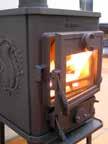 We recommend using the top-down method to light your wood-burning stove. It is the most environmentally-friendly method of lighting.