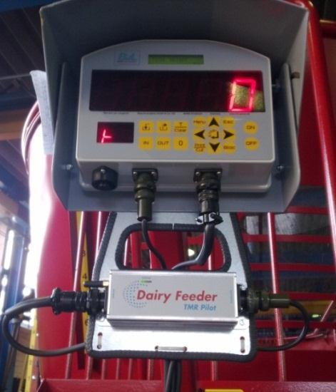Hvis du har købt et DairyFeeder system til eftermontering på din fuldfodervogn, er det nødvendigt at installere systemet og kalibrere det. Dertil følges neden stående trin. 2.1.