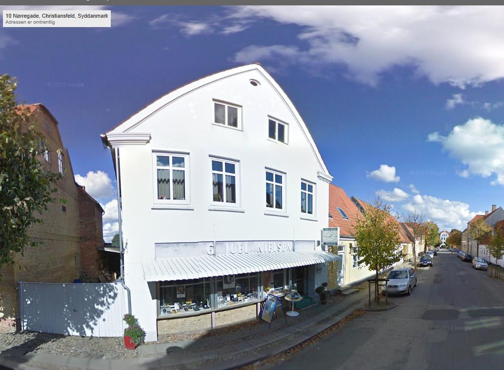 Nørregade 10, Christiansfeld Sags nr.: 14/7632 Ejendommens status: Ejendommen har status som ejerbolig og erhverv, 1 erhverv og 1 bolig.