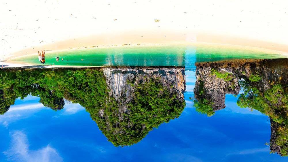 Tropisk ø-hop i det sydlige Thailand En vidunderlig badeferie i det sydlige