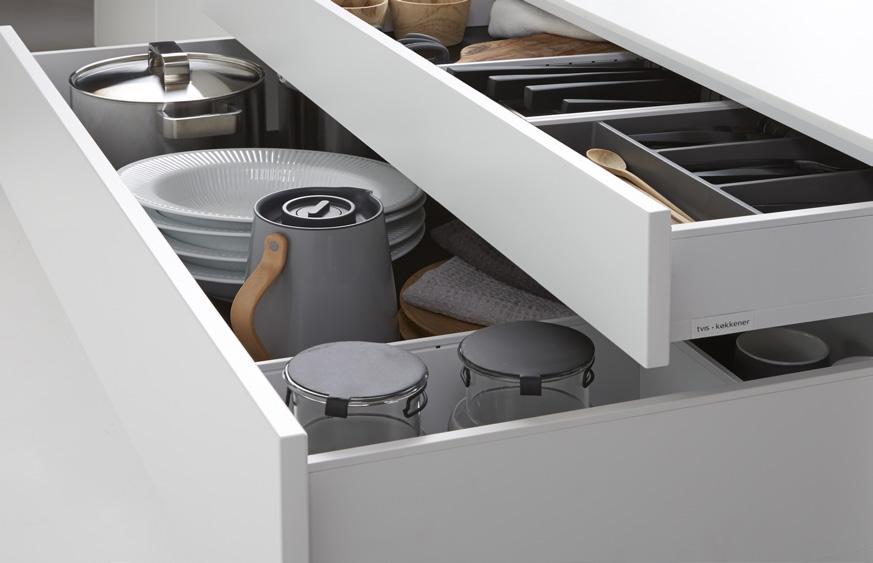 47 Tvis Køkkener var blandt de første på markedet til at introducere Legraboxen; en fleksibel løsning med mange indretningsmuligheder.
