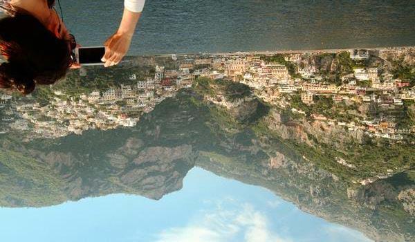 Det officielle navn er Amalfi-kysten, men mange synes, at et mere passende navn er 'Den syvende Himmel'.