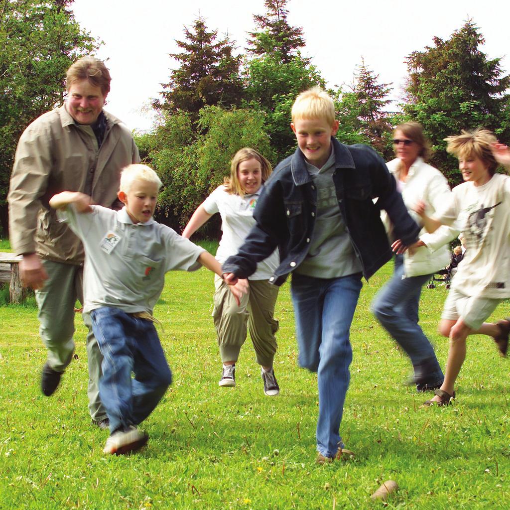 BYRÅDETS MÅLSÆTNING ER: at forældre ses som en aktiv part og ressource i forhold til barnets møde med de forskellige tilbud i Esbjerg Kommune at forældrene inddrages i