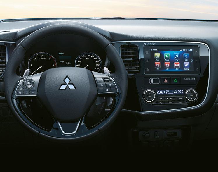 Oplev forbedret køreglæde og sikkerhed SMARTPHONE LINK DISPLAY Nyd intuitiv kontrol og komfort med Android Auto eller Apple CarPlay.