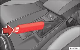 Betjening Biler med automatisk gearkasse: Når tændingen er afbrudt, kan du kun tage tændingsnøglen ud, når gearvælgeren står i position P (parkeringslås). Derefter er gearvælgeren blokeret.