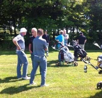 Matchreferat fra Kvalifikationsrækken Årgang 2014 Nr.8 Side 2 Aars Golfklub spillede matcher lørdag den 14. juni og søndag den 15.