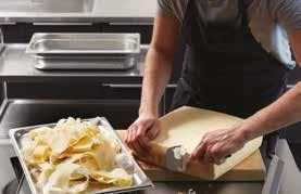 Derfor er skiveskåret ost en god forretning Der er køkkener, hvor man stadig vælger selv at skive heloste op.