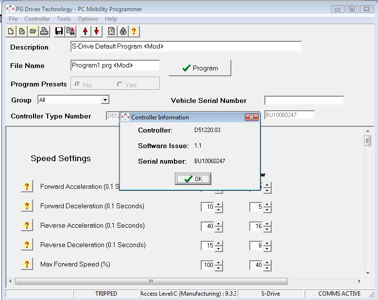 Køretøjets identitet Controller Info viser styringens nummer, software version og serienummer.