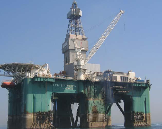 Et lagerskib leverer offshore-opmagasinering og nødopholdsfaciliteter.