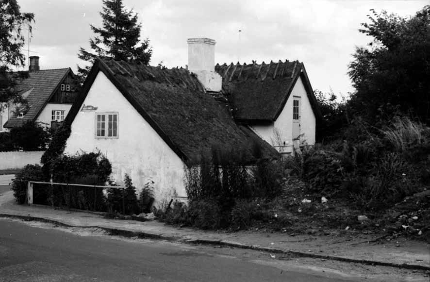 På hjørnet af Krogebakke og Strandvejen lå et gammelt fiskerhus, Havbrus,