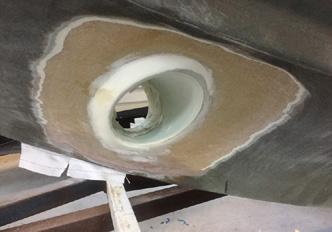 Installation af bovtruster med WEST SYSTEM epoxy Denne guide giver et godt indblik i hvordan du istøber tunnelrøret klar til montering af bovtruster.