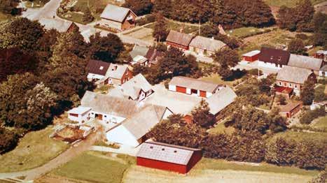 Bakkegården, Jaungyde, som den så ud i 2010, da Helga og Karl Sørensen solgte ejendommen Bakkegården, Jaungyde, før 1955.