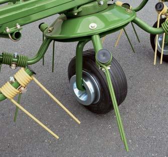Desuden kan du sprede afgrøden op ad skråninger med maskinen løbende i en skrå vinkel efter traktoren.
