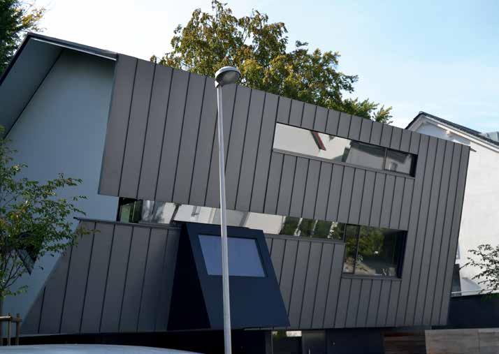 Vejen frem Det prælakerede GreenCoat -stål inspirerer til kreativitet og kvalitet inden for arkitekturen og reducerer samtidig bygningens miljøpåvirkning.