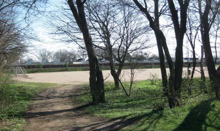 Placering Nuværende areal Taastrup Idrætscenter er placeret i et rekreativt parklignende område. Hvor længdeakser er nord- syd, mod nord findes det centrale ankomst område med p-pladser.