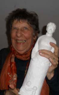 kort foreningsnyt Hurra. Lotte Kærså bliver 90 år i år Lotte har fået Erna prisen i 2008 og kvitterede med en dejlig musikalsk optræden. Lotte Kærså er pædagog, komponist og forfatter.